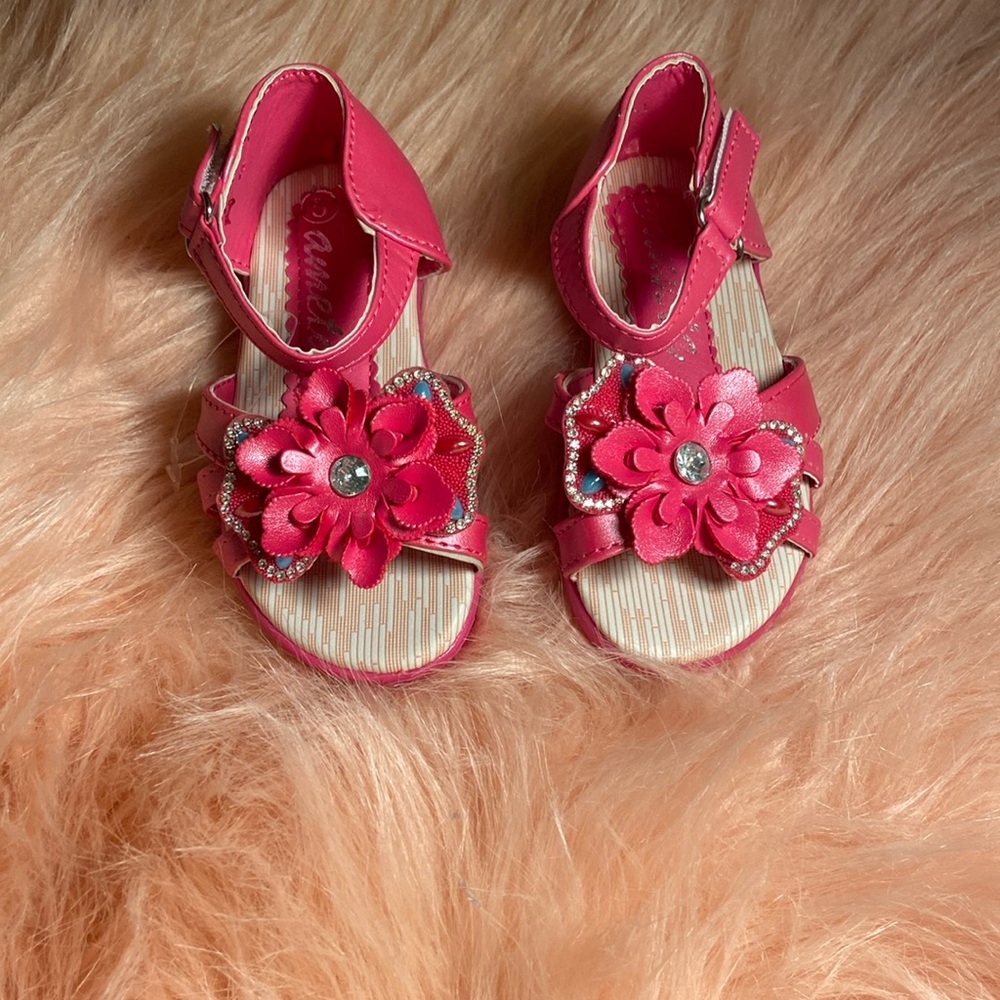 Ameta toddler sandals sz 5-NWOT